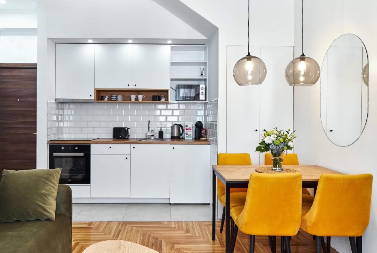 Modern Living 2 - Private Parking Apartment